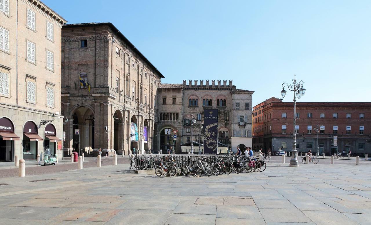 Novotel Parma Centro Exterior photo